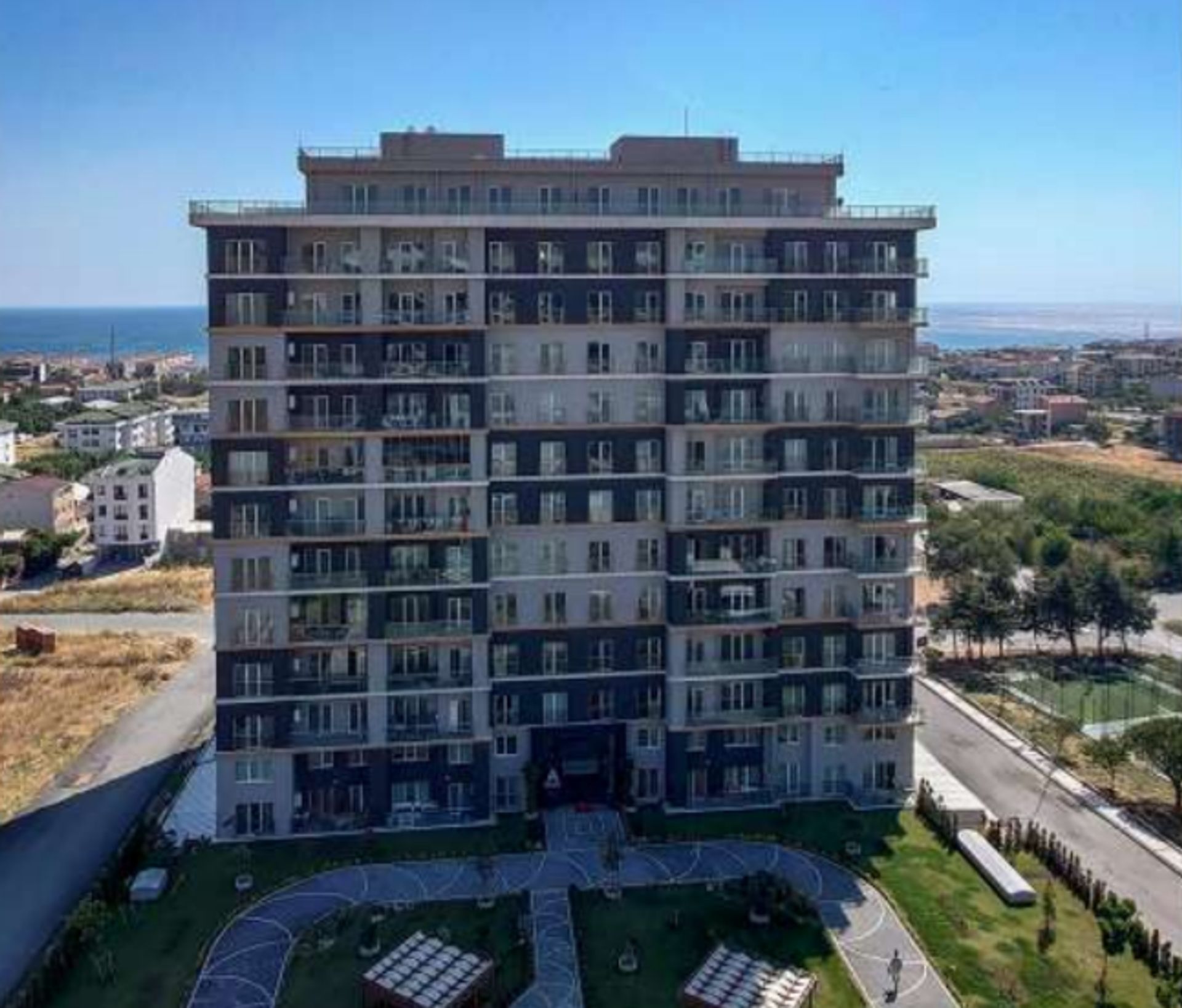 Sea Palm Residence